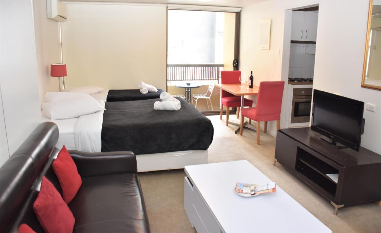 Accommodation Sydney - Hyde Park Plaza 38 College St Сидней Экстерьер фото